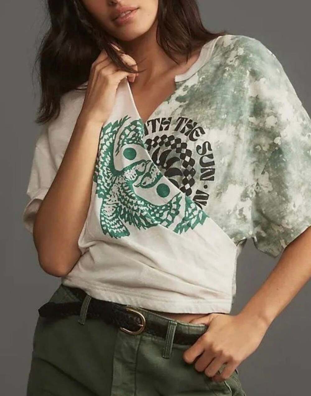 Anthro| pilcro nwt (MSRP $68)HERE COMES THE SUN printed short sleeve women top,